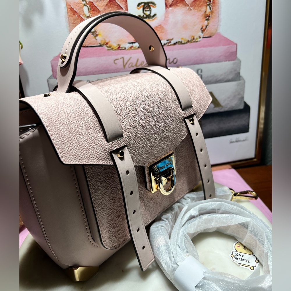 Michael Kors Manhattan Medium Leather and Logo  crossbody Powder Blush - Picture 8 of 16